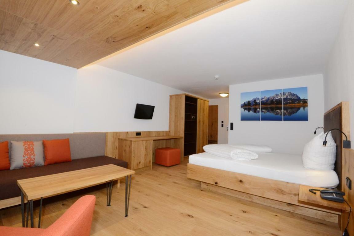 Hotel Park St. Johann in Tirol Extérieur photo